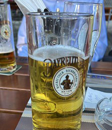 Sidebayreuth1a